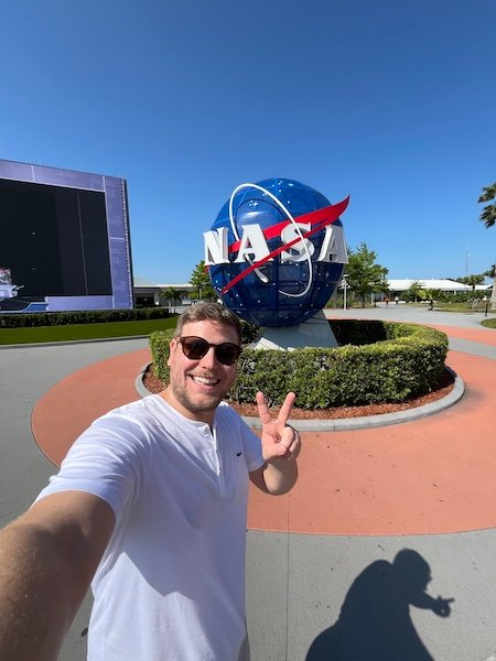 minha selfie no globo da nasa