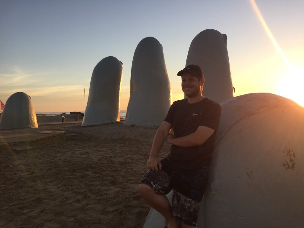 la mano punta del este